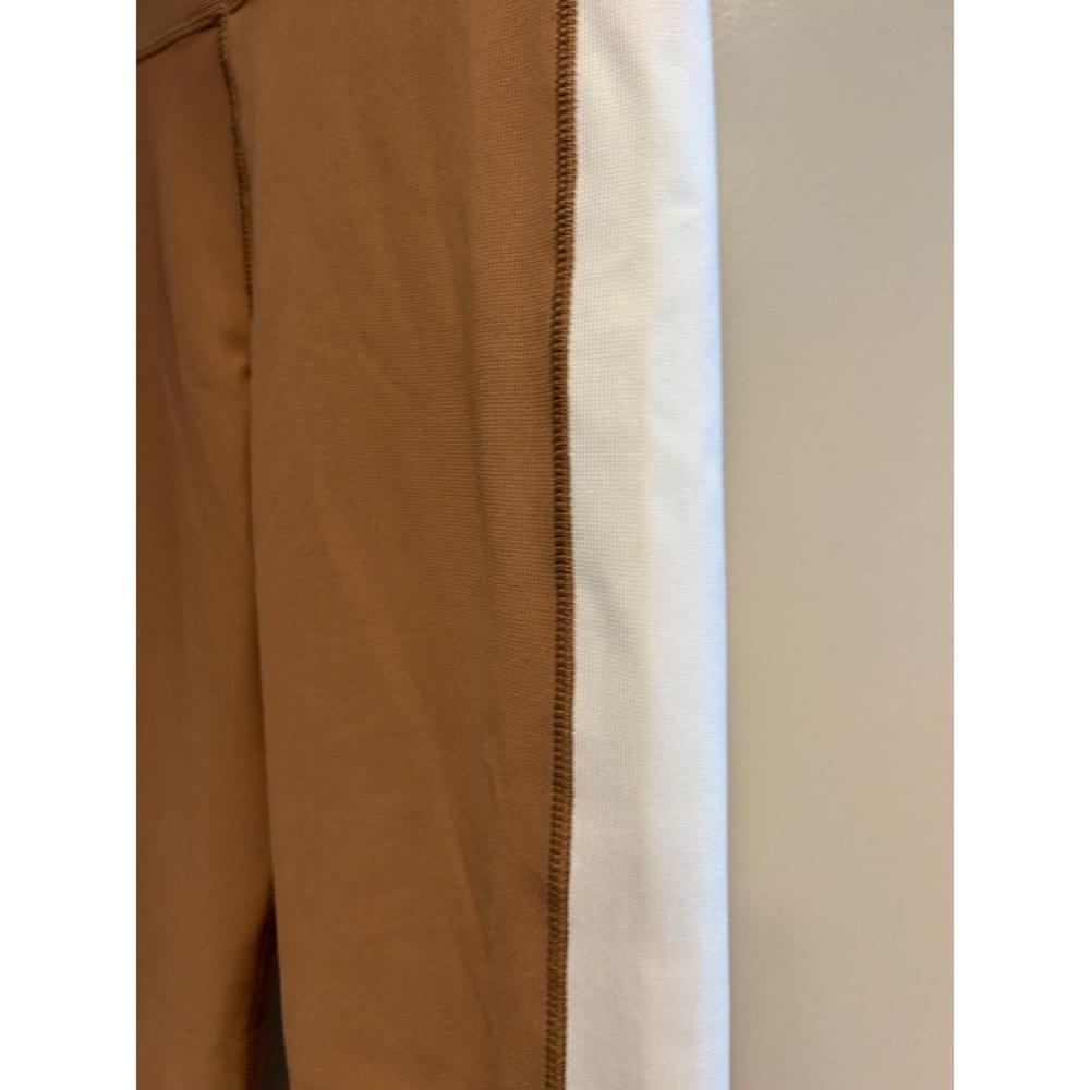 3/$10! Brown Stripe Leggings - Picture 2 of 3